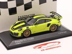Porsche 911 (991 II) GT2 RS Weissach Package 2018 acid green / golden rims 1:43 Minichamps