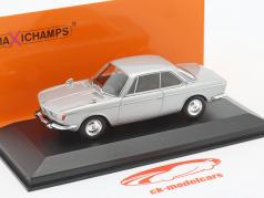 BMW 2000 CS Coupe Baujahr 1967 silber 1:43 Minichamps