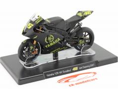 V. Rossi Yamaha YZR-M1 "Excalibur" #46 тест MotoGP Sepang 2007 1:18 Altaya