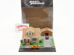 Dom Toretto's a house with garage Fast & Furious diorama set Jada Toys