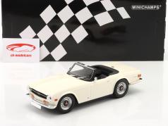 Triumph TR6 Roadster LHD 建設年 1969 白 1:18 Minichamps
