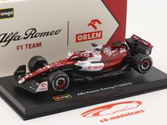 Zhou Guanyu Alfa Romeo C42 #24 Baréin GP fórmula 1 2022 1:43 Bburago