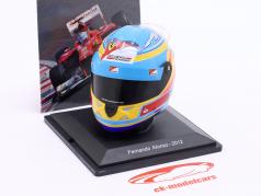Fernando Alonso #5 Scuderia Ferrari F2012 formule 1 2012 helm 1:5 Spark Editions