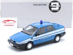 Alfa Romeo 155 politi Byggeår 1996 blå / hvid 1:18 Triple9