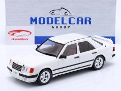 Mercedes-Benz W124 Tuning Baujahr 1986 weiß 1:18 ModelCar Group