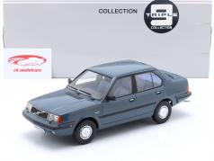 Volvo 360 Año de construcción 1987 gris azulado 1:18 Triple9