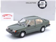 Volvo 340 Anno di costruzione 1987 verde metallico 1:18 Triple9