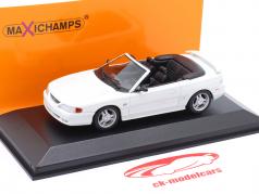 Ford Mustang Cabriolé Ano de construção 1994 branco 1:43 Minichamps