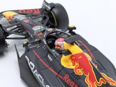 Max Verstappen Red Bull Racing RB19 #1 Formula 1 World Champion 2023 1:18 Bburago