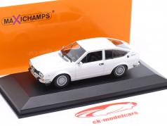 Alfa Romeo Alfetta GTV Bouwjaar 1976 wit 1:43 Minichamps