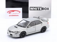 Subaru Impreza WRX STi RHD Ano de construção 2006 Cinza metálico 1:24 WhiteBox