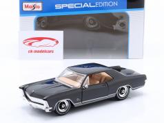 Buick Riviera Anno di costruzione 1965 nero 1:24 Maisto