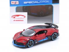 Bugatti Divo år 2018 rød metallisk 1:24 Maisto