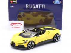 Bugatti W16 Mistral Bouwjaar 2023 geel 1:18 Bburago