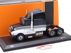 Kenworth T600 A SZM Año de construcción 1986 negro / blanco 1:43 Ixo