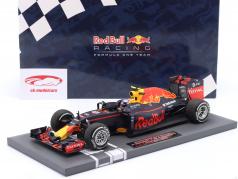 Max Verstappen Red Bull RB12 #33 First F1 Winnen Spanje GP formule 1 2016 1:18 Minichamps