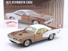 Plymouth Cuda Barracuda と ビニール屋根 建設年 1971 茶色 メタリックな / 白 1:18 GMP