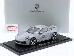 Porsche 911 (992) Sport Classic #60 スポーツグレー メタリックな 1:18 Spark
