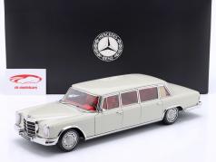 Mercedes-Benz 600 Pullman (W100) Année de construction 1963-1981 blanc-gris 1:18 NZG