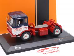 DAF 2600 SZM Gebr. Maas Byggeår 1970 blå / hvid / rød 1:43 Ixo