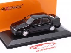 Alfa Romeo 155 Ano de construção 1992 preto 1:43 Minichamps