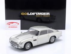 Aston Martin DB5 James Bond Goldfinger (1964) серебристо-серый 1:18 AUTOart