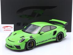 Porsche 911 (991 II) GT3 RS Bouwjaar 2019 hagedis groen 1:12 GT-Spirit