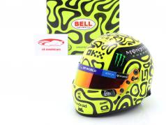 Lando Norris #4 McLaren F1 Team formel 1 2024 hjelm 1:2 Bell