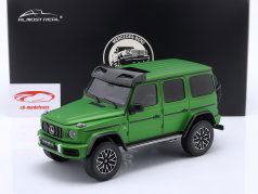 Mercedes-Benz G63 AMG (W463) 建設年 2023 Green Hell magno 1:18 Almost Real