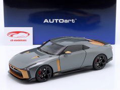 Nissan GT-R50 Année de construction 2020 argent, or 1:18 AUTOart