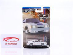 Ford Mustang SVO 建造年份 1984 白色的 1:64 HotWheels