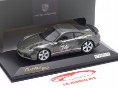 Porsche 911 (992) Turbo S HDP 50 År #74 aventuringrøn 1:43 Minichamps