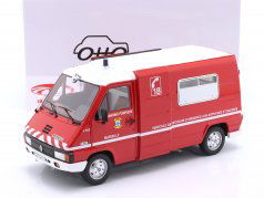 Renault Master T30 VSAB Brandvæsen Marseille 1980 rød 1:18 OttOmobile