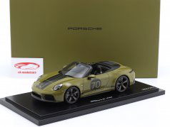 Porsche 911 (992.2) Spirit 70 Año de construcción 2025 olive neo 1:18 Spark