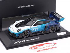 Porsche 911 (992) GT3 R Rennsport Baujahr 2023 blau / weiß 1:43 Spark