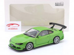 Nissan Silvia S15 Spec-R Aero Año de construcción 1999 verde 1:18 Solido