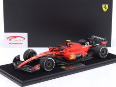 Carlos Sainz jr. Ferrari SF23 #55 победитель Сингапур GP формула 1 2023 1:18 LookSmart