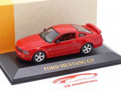 Ford Mustang GT 建造年份 2005 红色的 1:43 Ixo