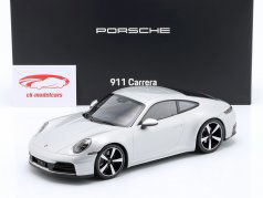 Porsche 911 (992.2) Carrera Coupe Ano de construção 2024 GT prata metálico 1:18 Minichamps