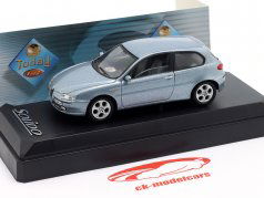 Alfa Romeo 147 Año de construcción 2000 plata metálico 1:43 Solido