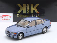 BMW 3 série (E46) limusine Ano de construção 1999 azul claro metálico 1:18 KK-Scale