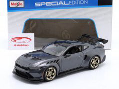 Ford Mustang GTD Ano de construção 2025 cinza metálico 1:18 Maisto