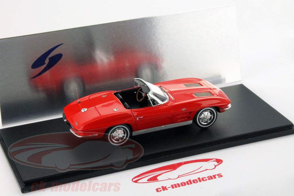 Chevrolet Korvet C2 Steek Ray Converteerbaar Jaar 1963 rood 1:43 Spark