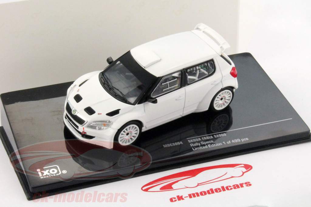 Skoda Fabia S2000 Ралли Спекуляции Равнина Тело Версия белый 1:43 Ixo