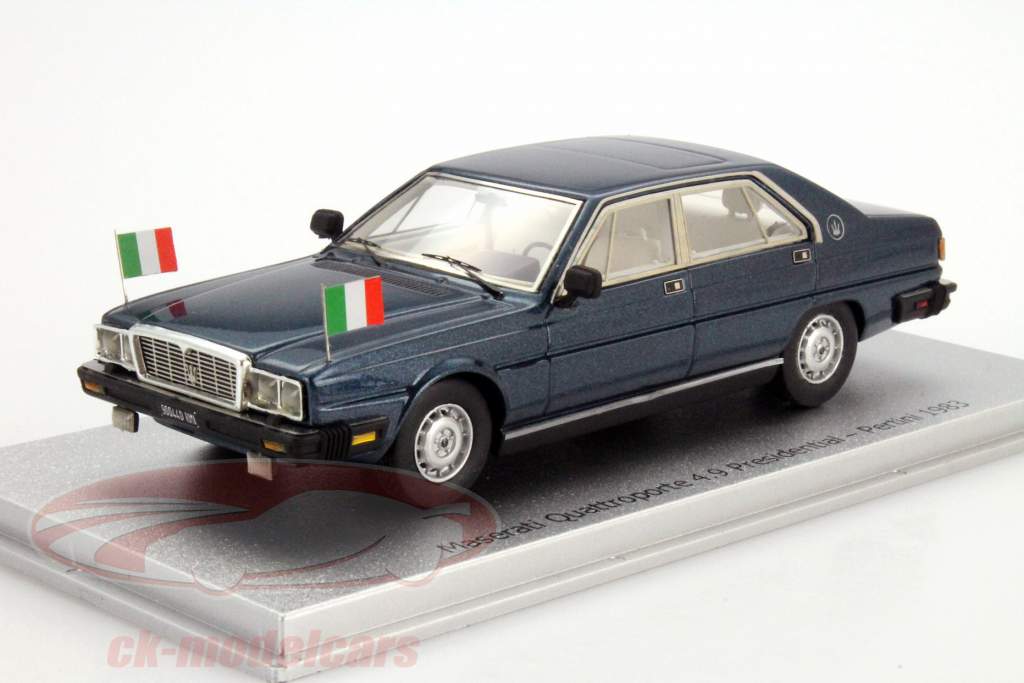 402-438 1/43 マセラティ Quattroporte GTS ブルー With the Maserati Quattroporte GTS into the new week