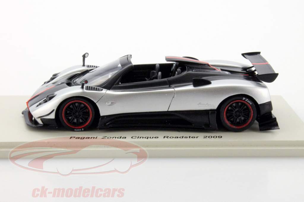 Pagani Zonda Cinque Roadster Año 2009 plata / negro 1:43 Spark