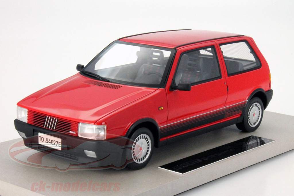 Fiat ウノ ターボ 年 1987 赤 1:18 TopMarques