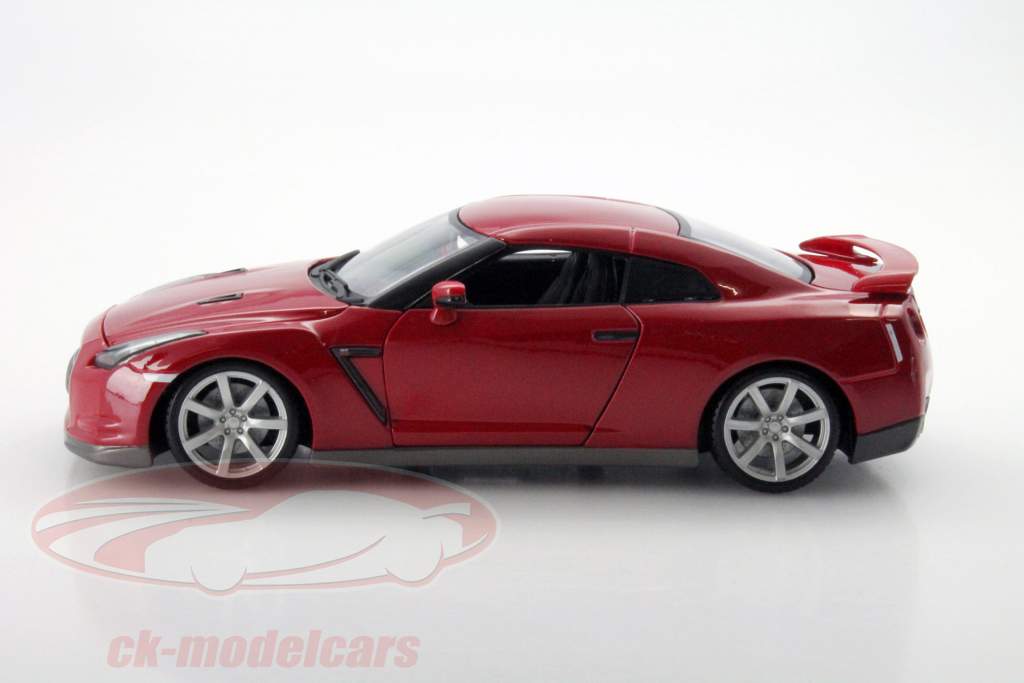 Nissan GT-R 1/18 赤 1/18 Nissan GT-R (R35) Nismo Special Edition (Red) Finished