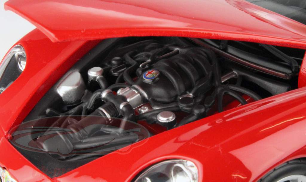 阿尔法 罗密欧 8C 竞技公司 红 1:18 Bburago