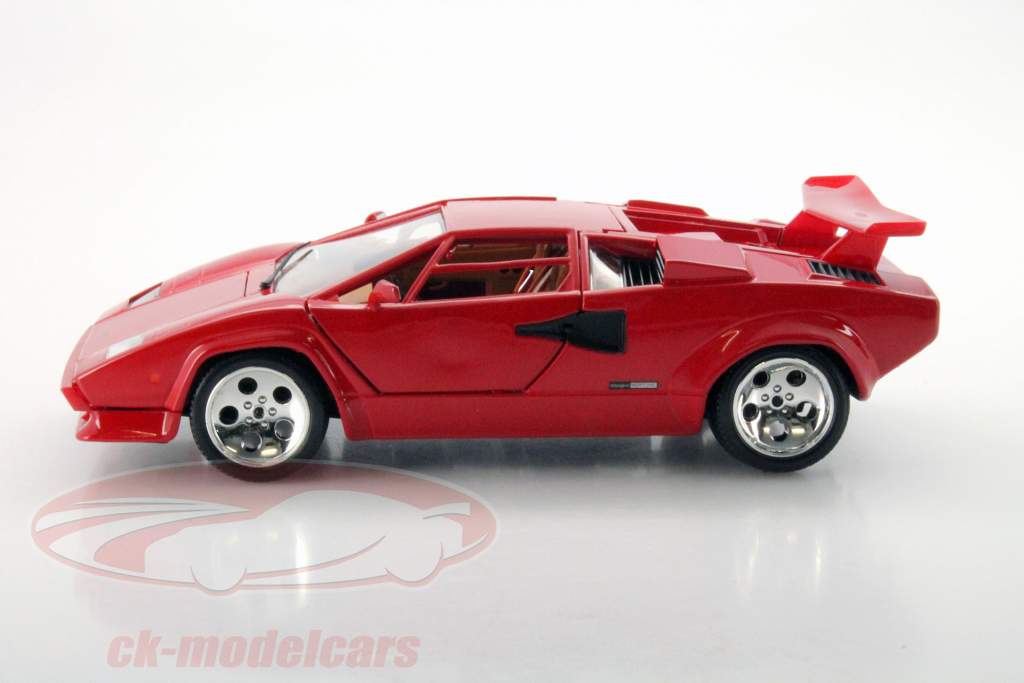 Lamborghini Countach 5000 Quattrovalvole rød 1:18 Bburago